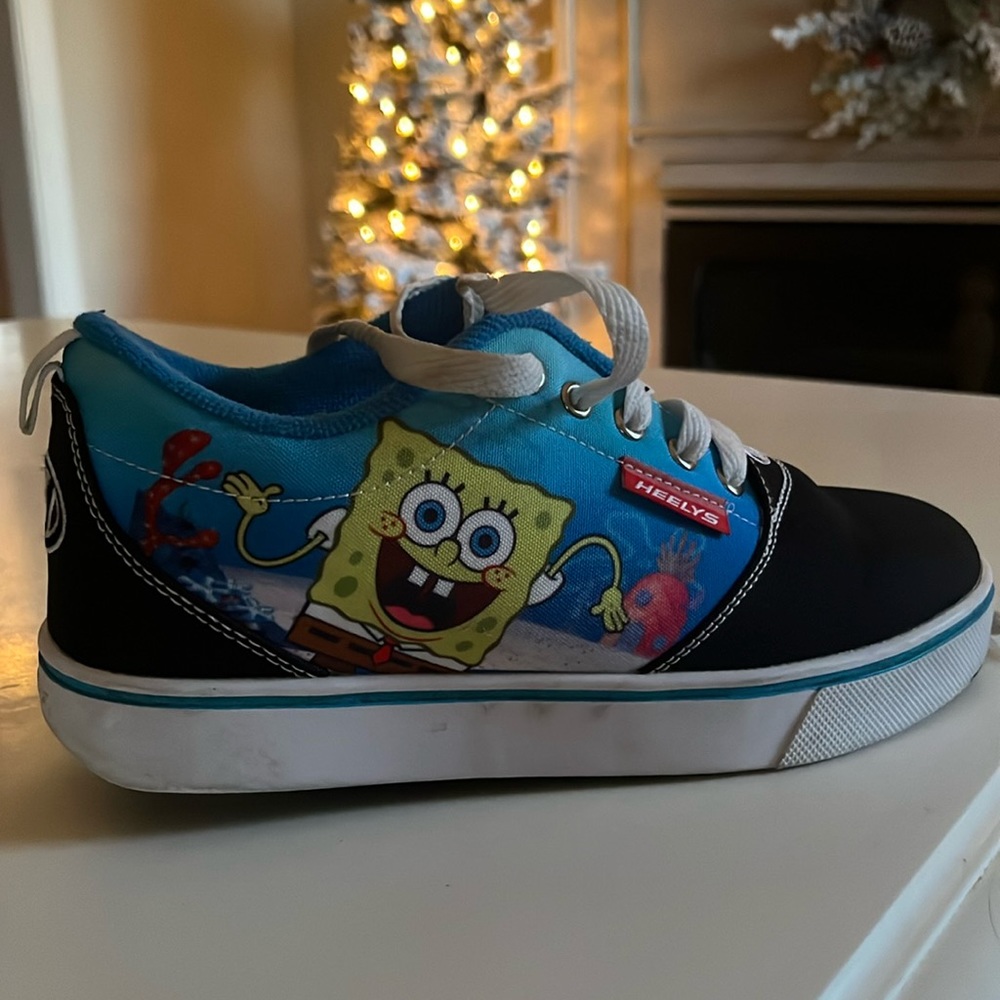 Heelys SpongeBob boys size 5